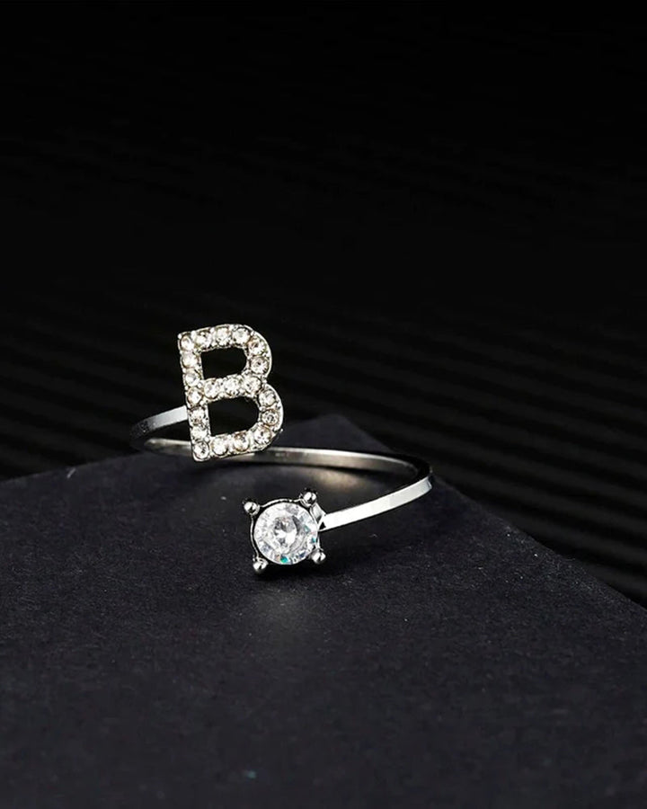 Bague ouverte en zircone avec initiales